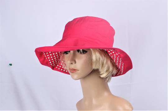 Spot noosa hat pink spots Code:HS/5601